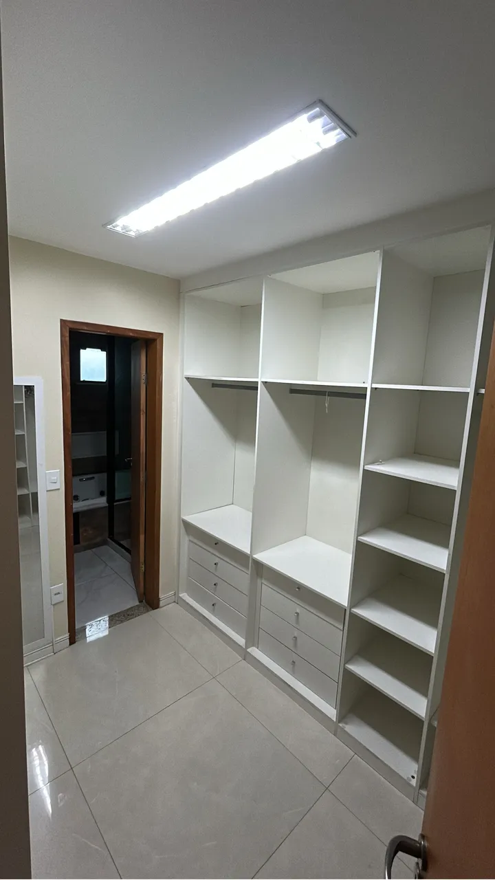 Casa com 3 quartos e 5 banheiros com cozinha integrada — photo 16