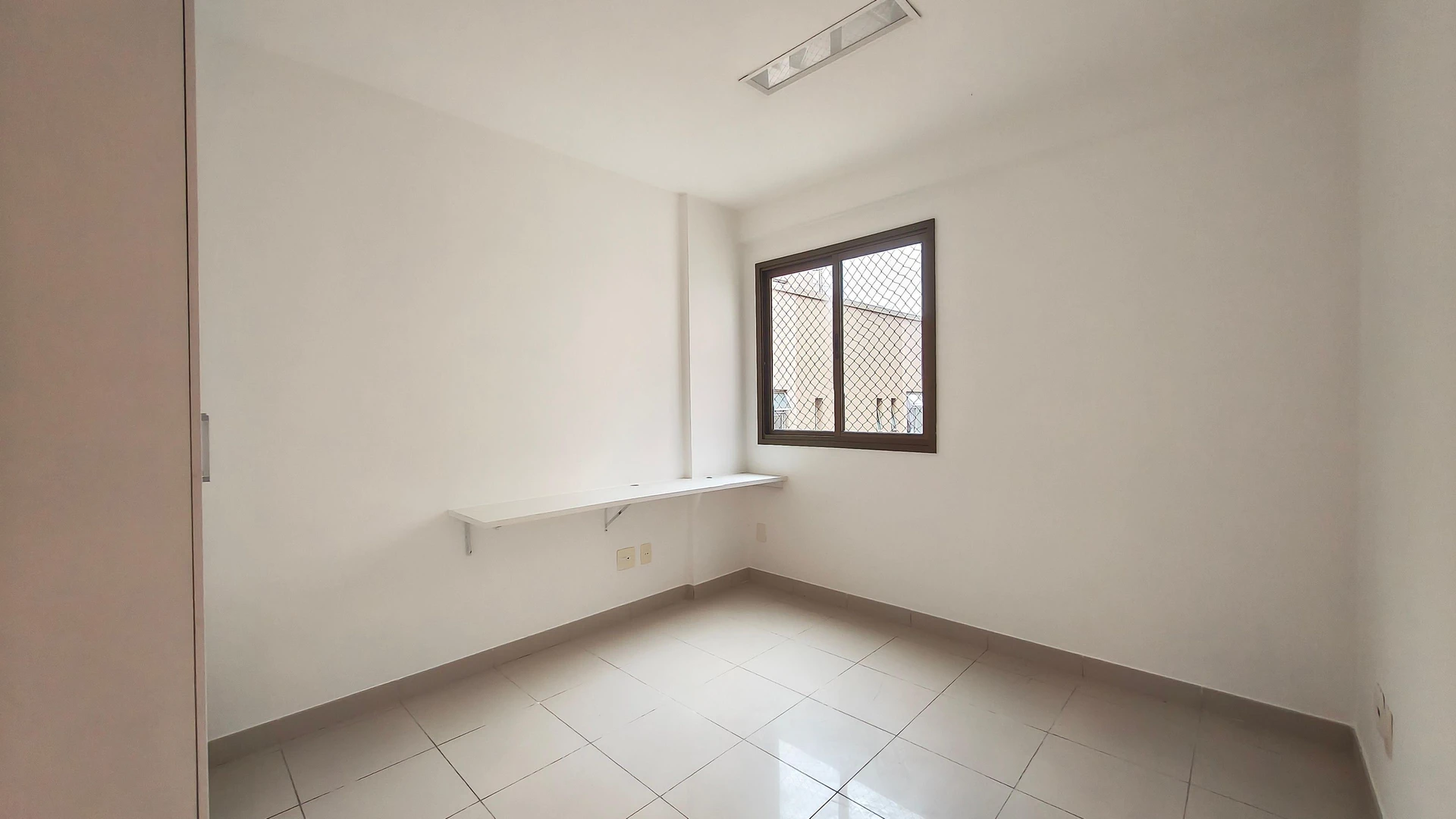 5-bedroom apartment with a washing machine in Rio de Janeiro — photo 34