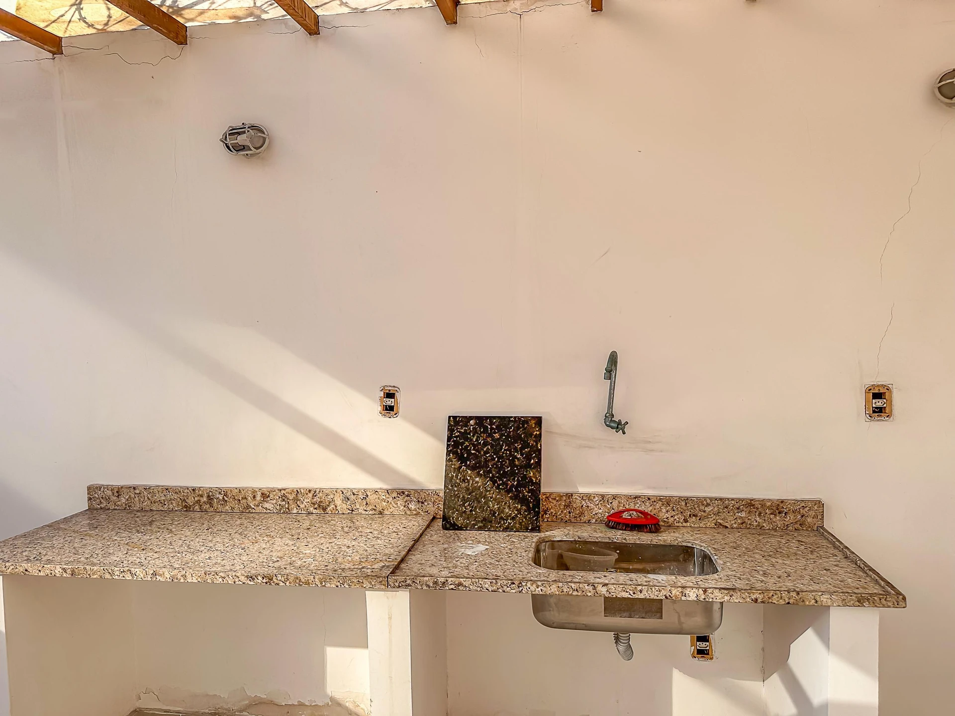 Furnished house with 3 bedrooms and a washing machine — photo 7