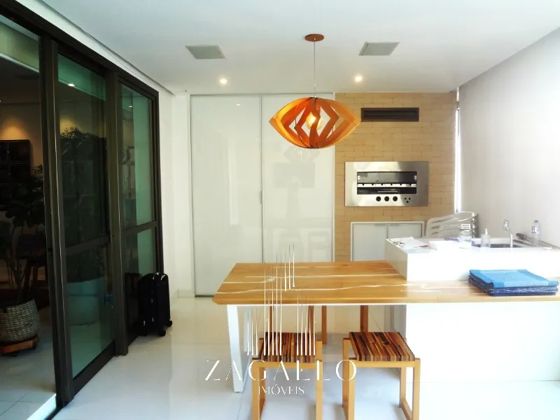 Furnished apartment with open-plan kitchen and 3 bedrooms — photo 17