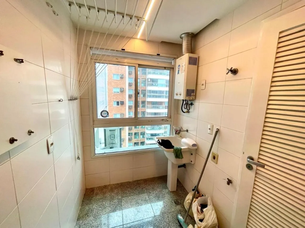 Apartamento com 2 dormitórios e 3 banheiros — photo 20