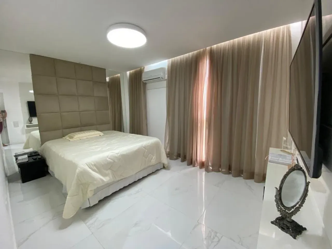 Furnished apartment, 150 m², with a glass-enclosed balcony — photo 11