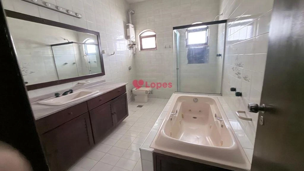 Casa de 450 m² com 3 quartos e fogão a gás — photo 40