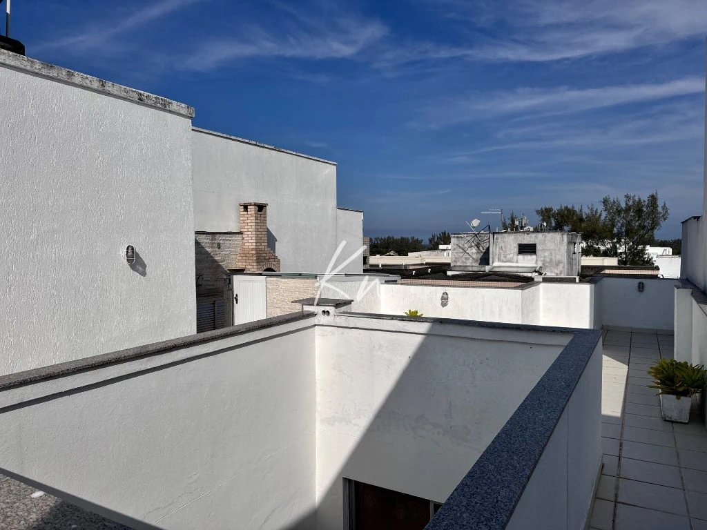 Furnished apartment, 254 m², with a grill on the balcony — photo 15