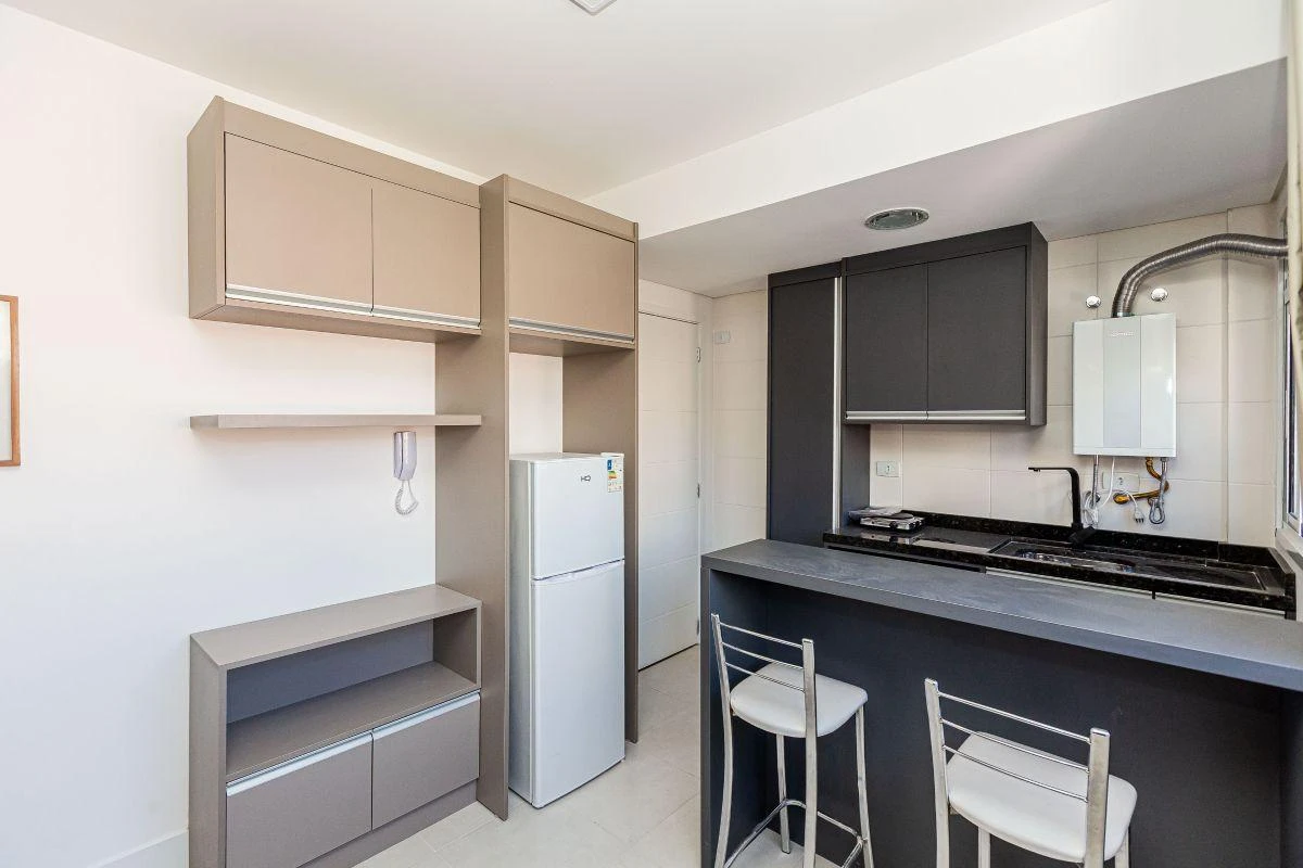 Furnished 1-bedroom apartment with open-plan kitchen 35 m² — photo 3