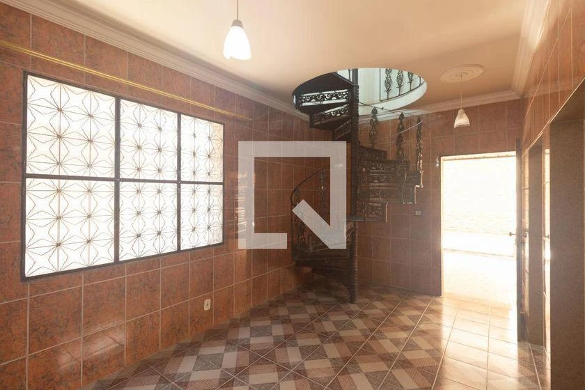 House, 320 m², with a bathtub — photo 47