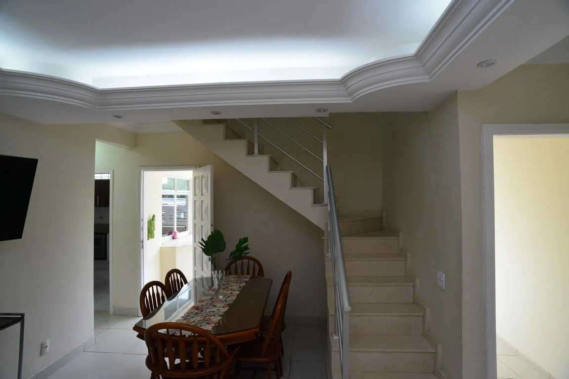 5-bedroom house with a washing machine — photo 36