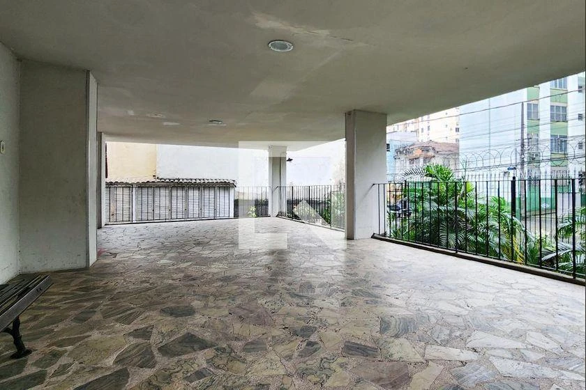 Furnished apartment, 58 m², with a glass-enclosed balcony — photo 16