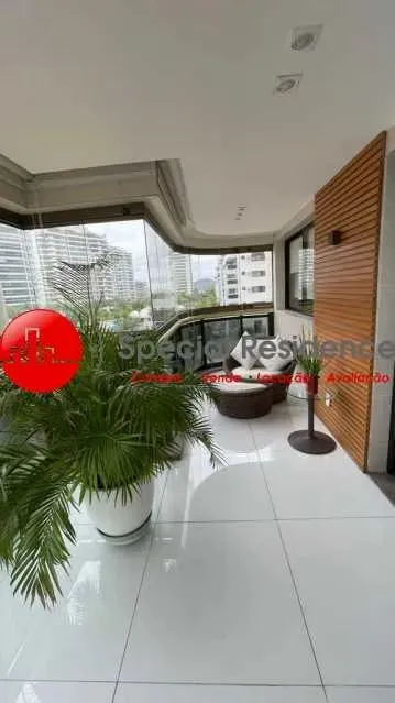 Furnished apartment with 4 bedrooms and 5 bathrooms — photo 17