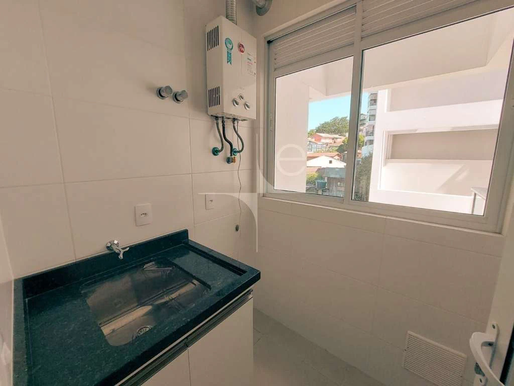 Apartamento de 70 m² con 2 suites y 1 plaza en piso alto — photo 4