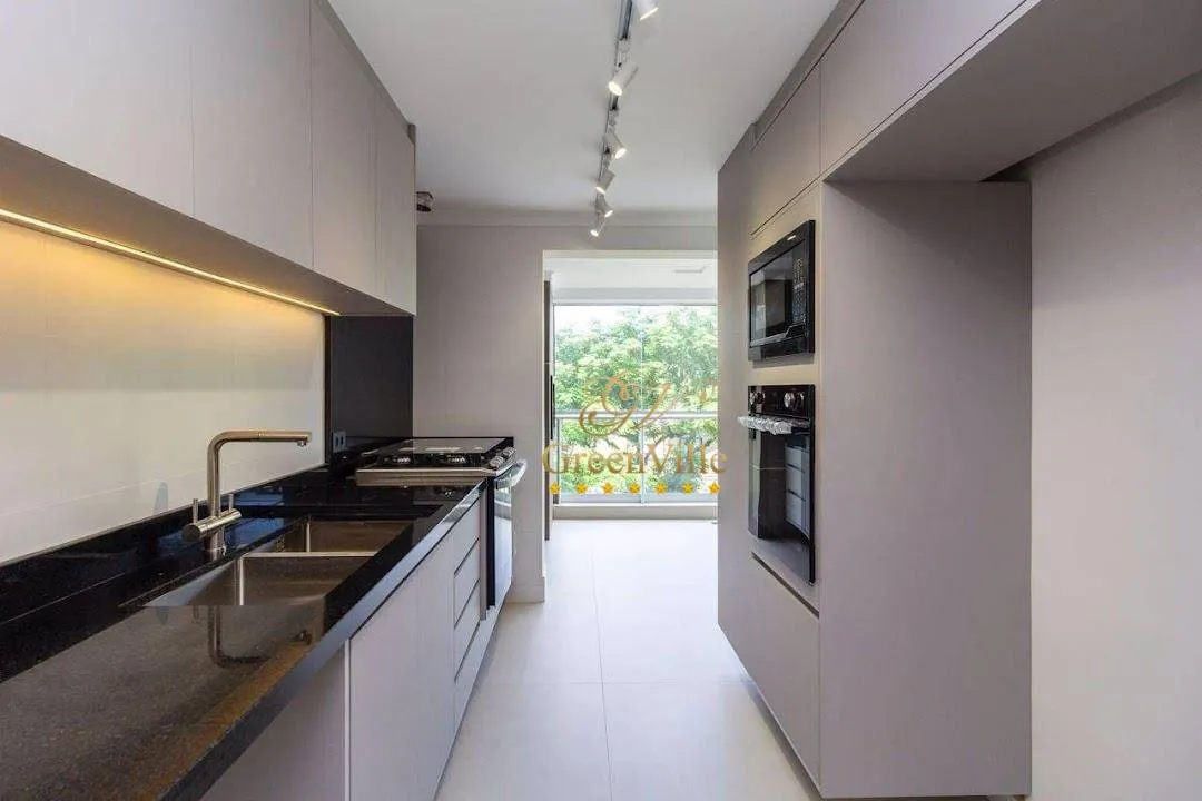 4-bedroom rental apartment with 297 m² and 3 parking spots — photo 37
