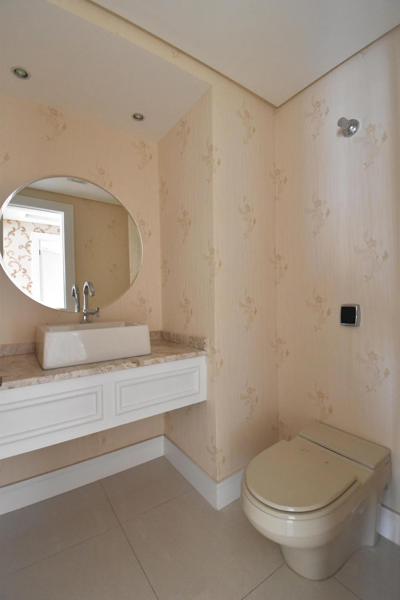 4-bedroom apartment with a jacuzzi — photo 25