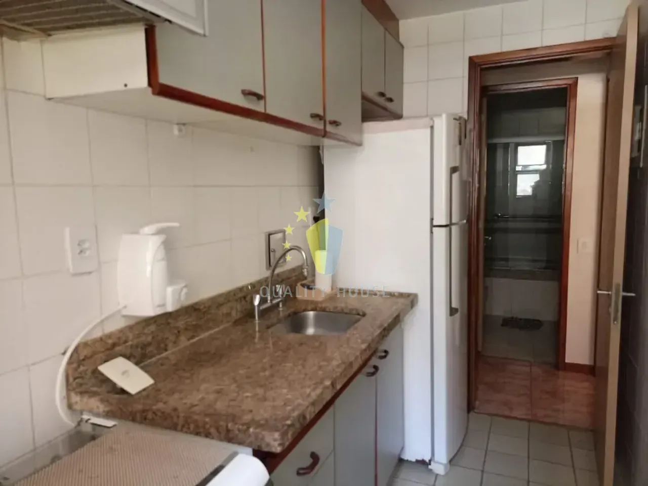 Furnished apartment with 1 bedroom and parking — photo 15