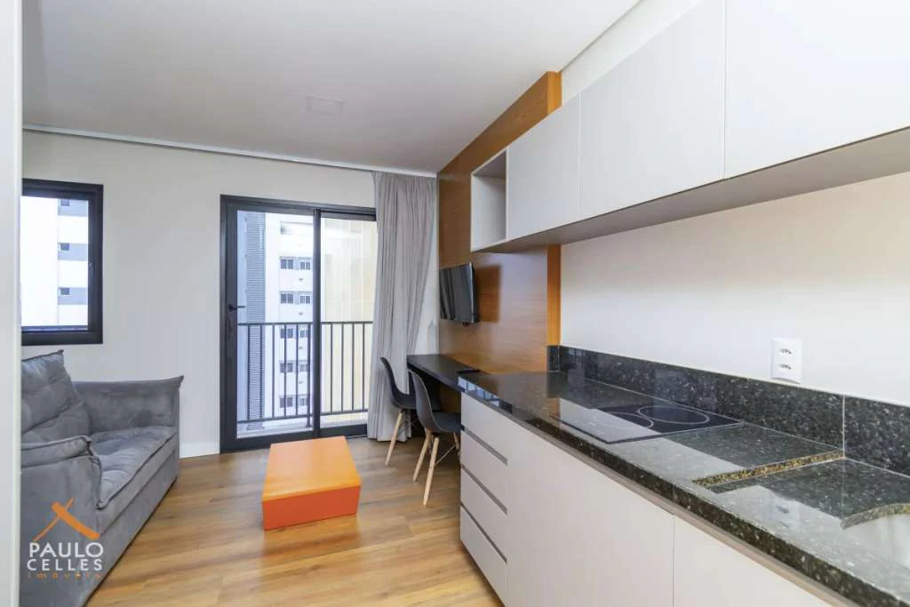 Furnished studio with balcony and air conditioning — photo 3