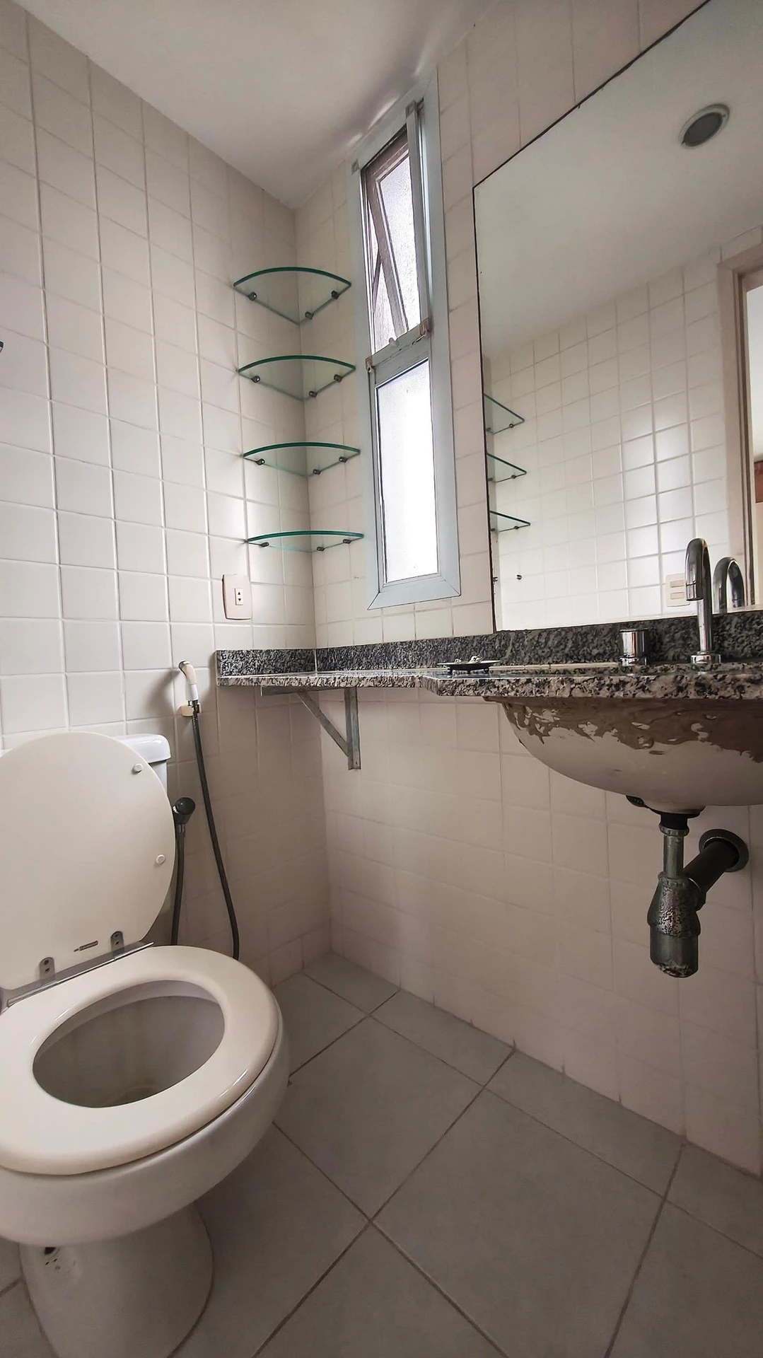 2-bedroom apartment in a building with a sauna — photo 23