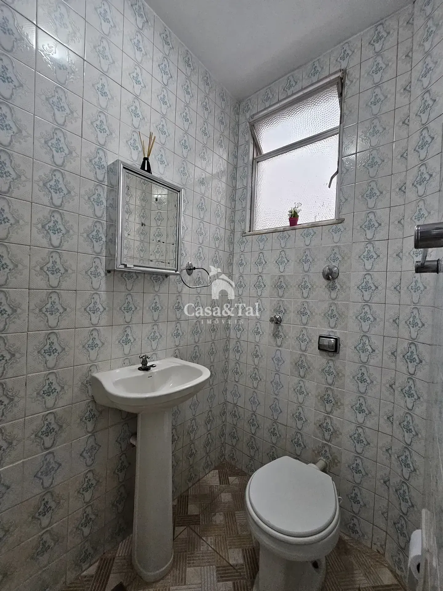 Unfurnished apartment with air conditioning and 3 bedrooms — photo 47