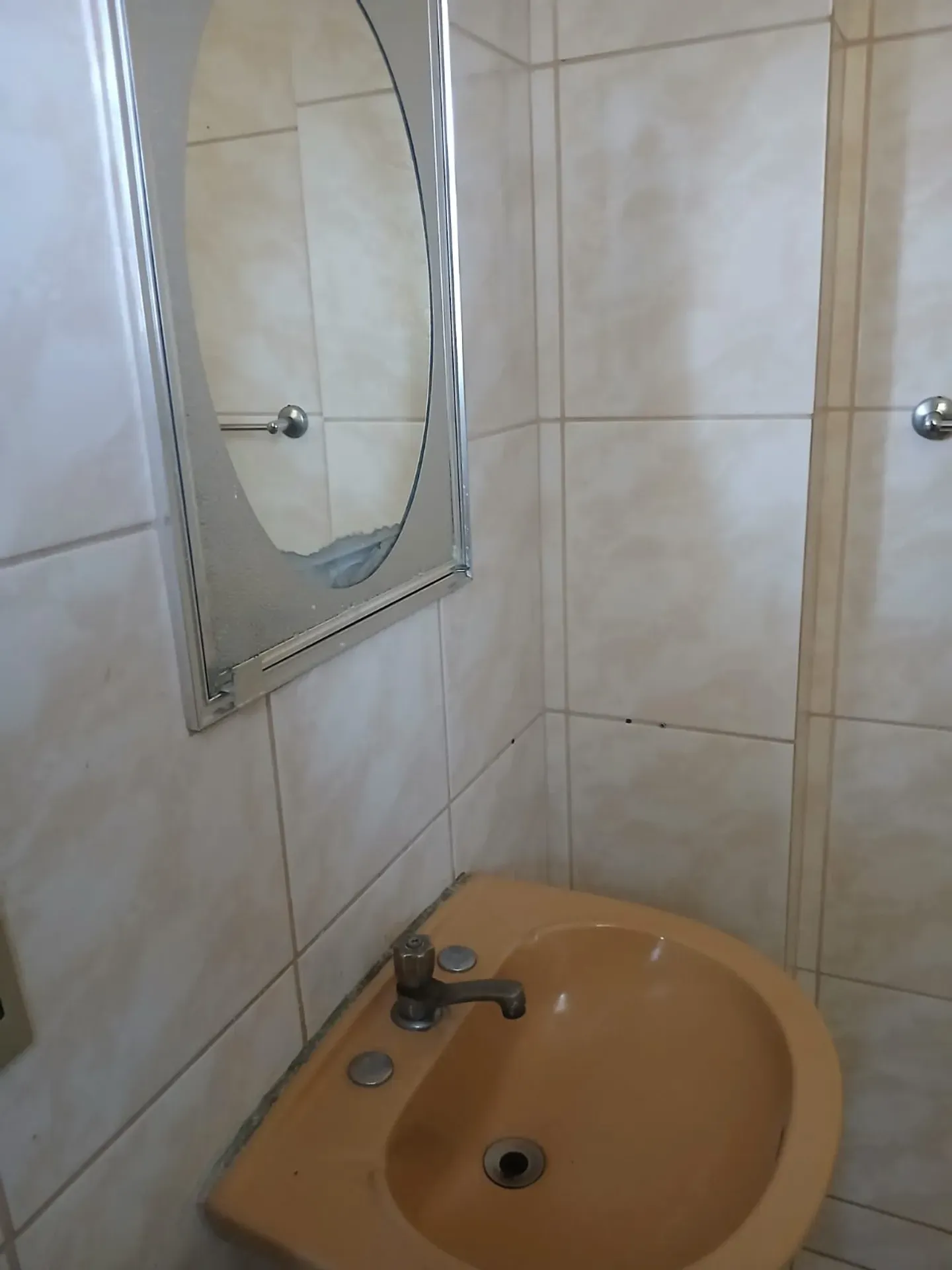 Apartment on the 1st floor with a water view — photo 12