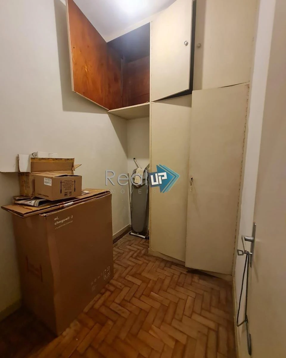 Apartment with 4 bedrooms and 5 bathrooms and 2 parking spaces — photo 33