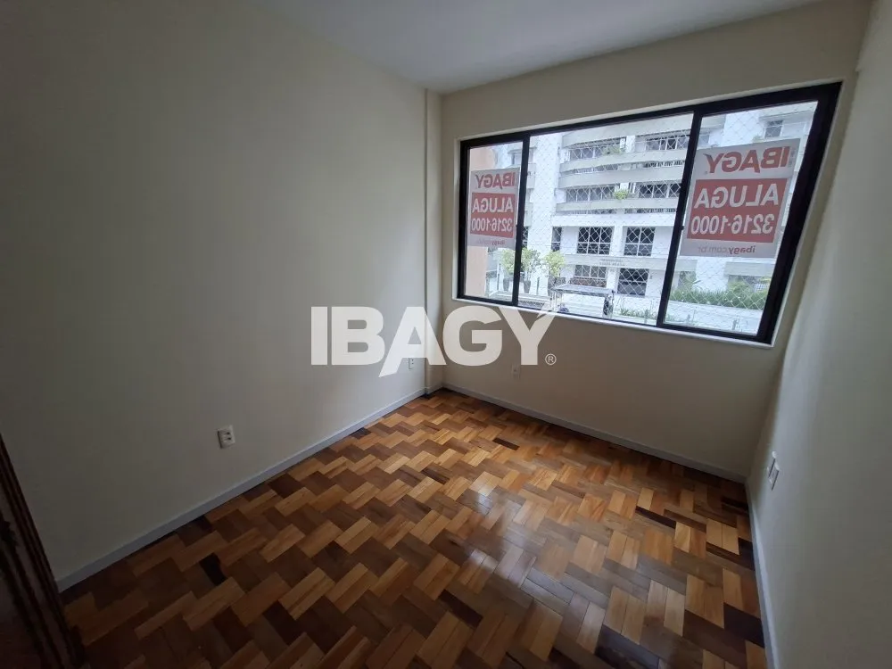 90 m² apartment with 3 bedrooms and 1 parking space — photo 4