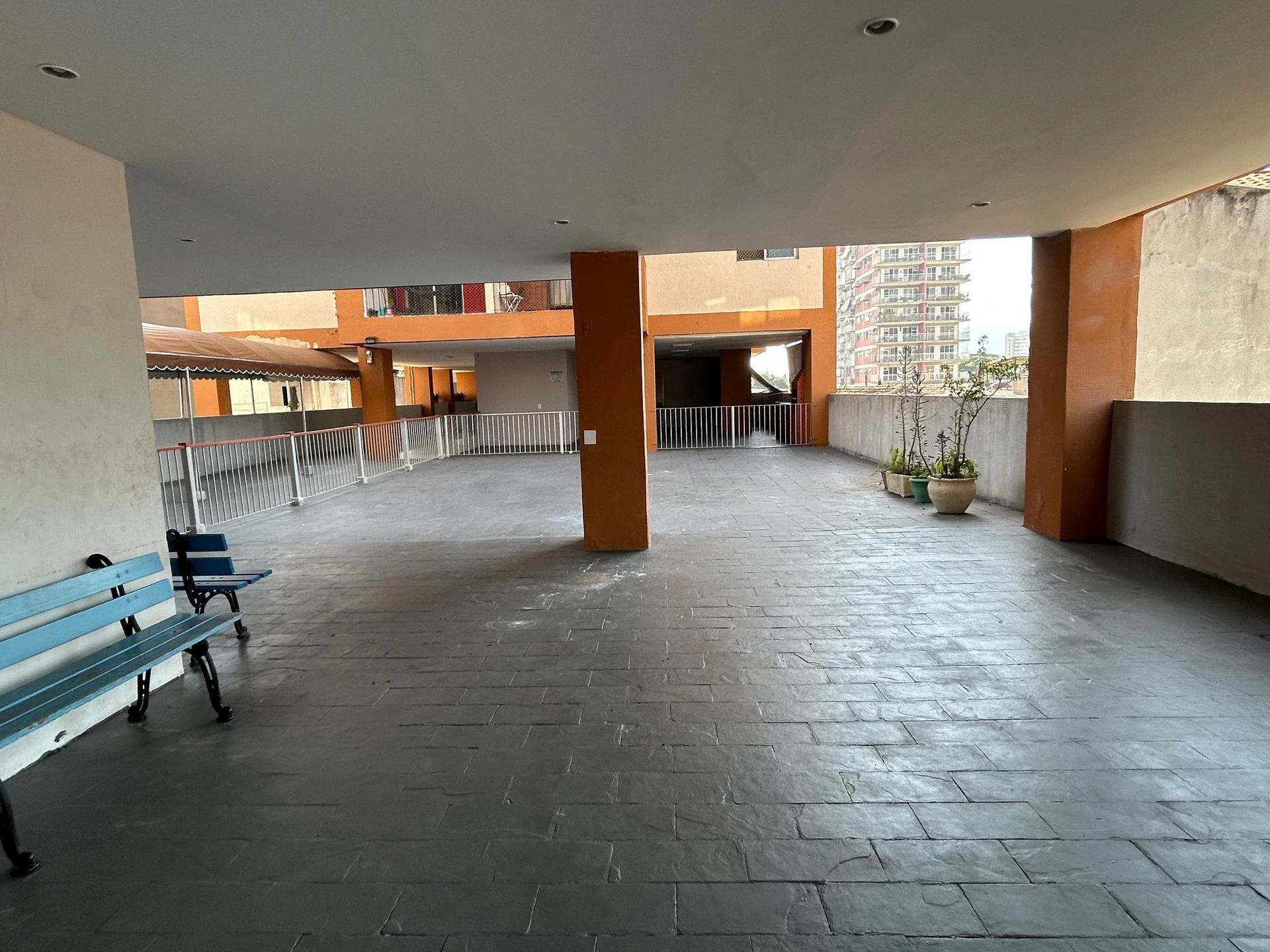 Оренда квартири з 2 спальнями та балконом — photo 33
