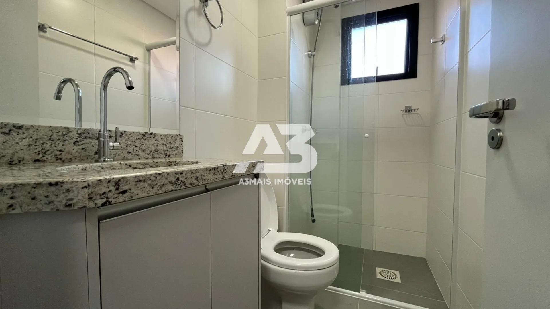 Furnished studio with open-plan kitchen and AC — photo 10