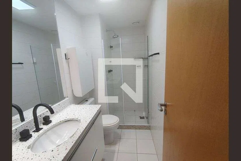 85 m² apartment with 3 bedrooms and a glass-enclosed balcony — photo 26