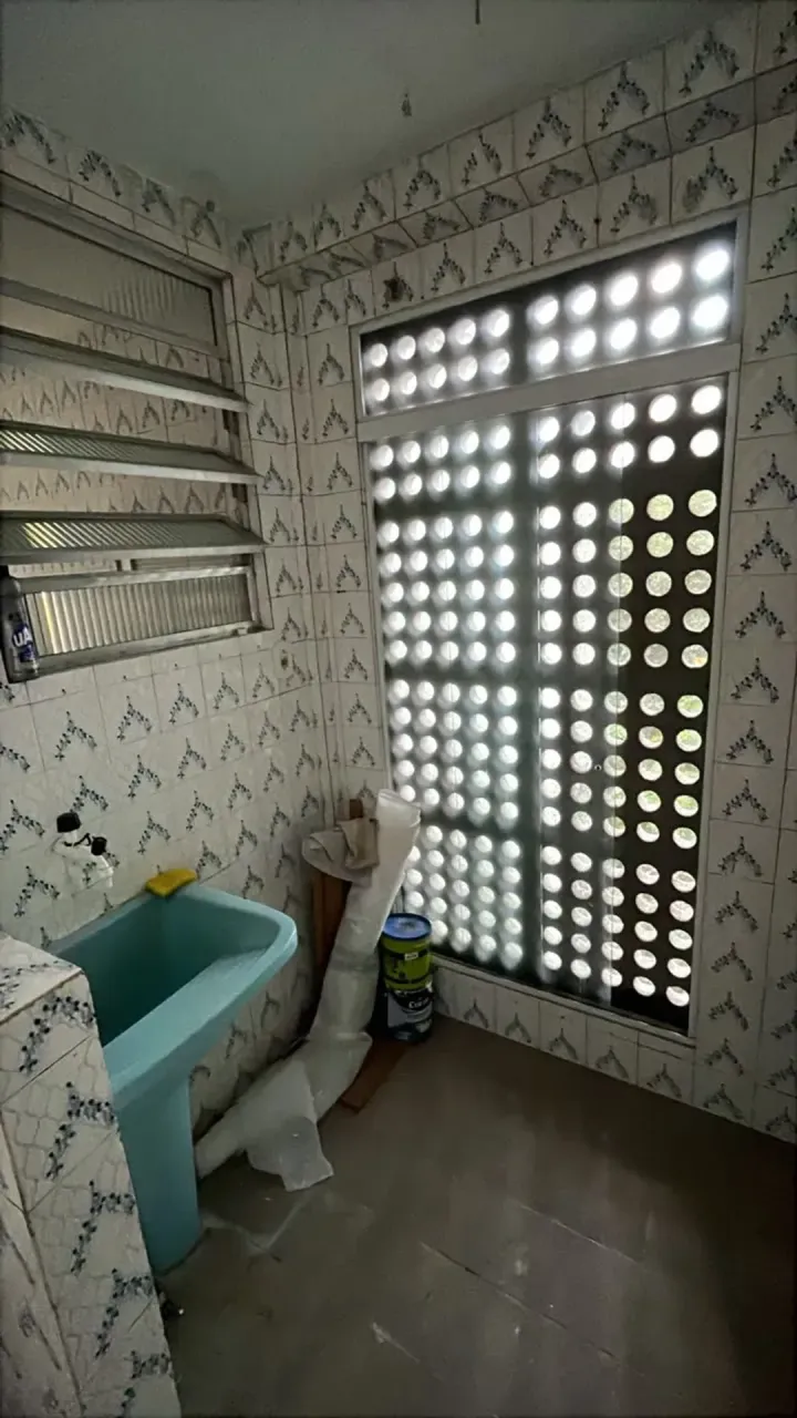 2-bedroom apartment with 1 bathroom and 1 parking spot — photo 2