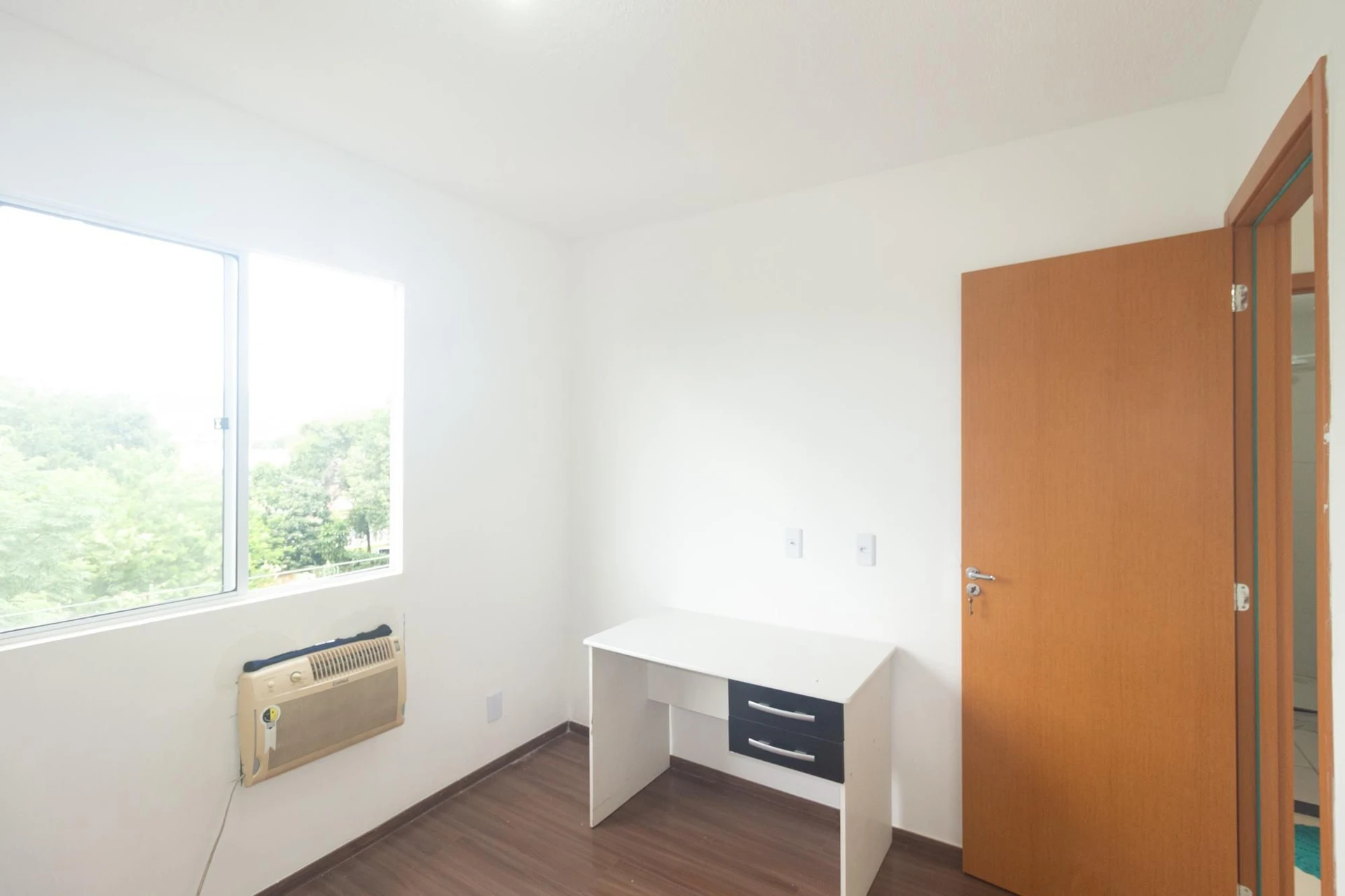 Apartamento mobiliado com 2 quartos e varanda — photo 16