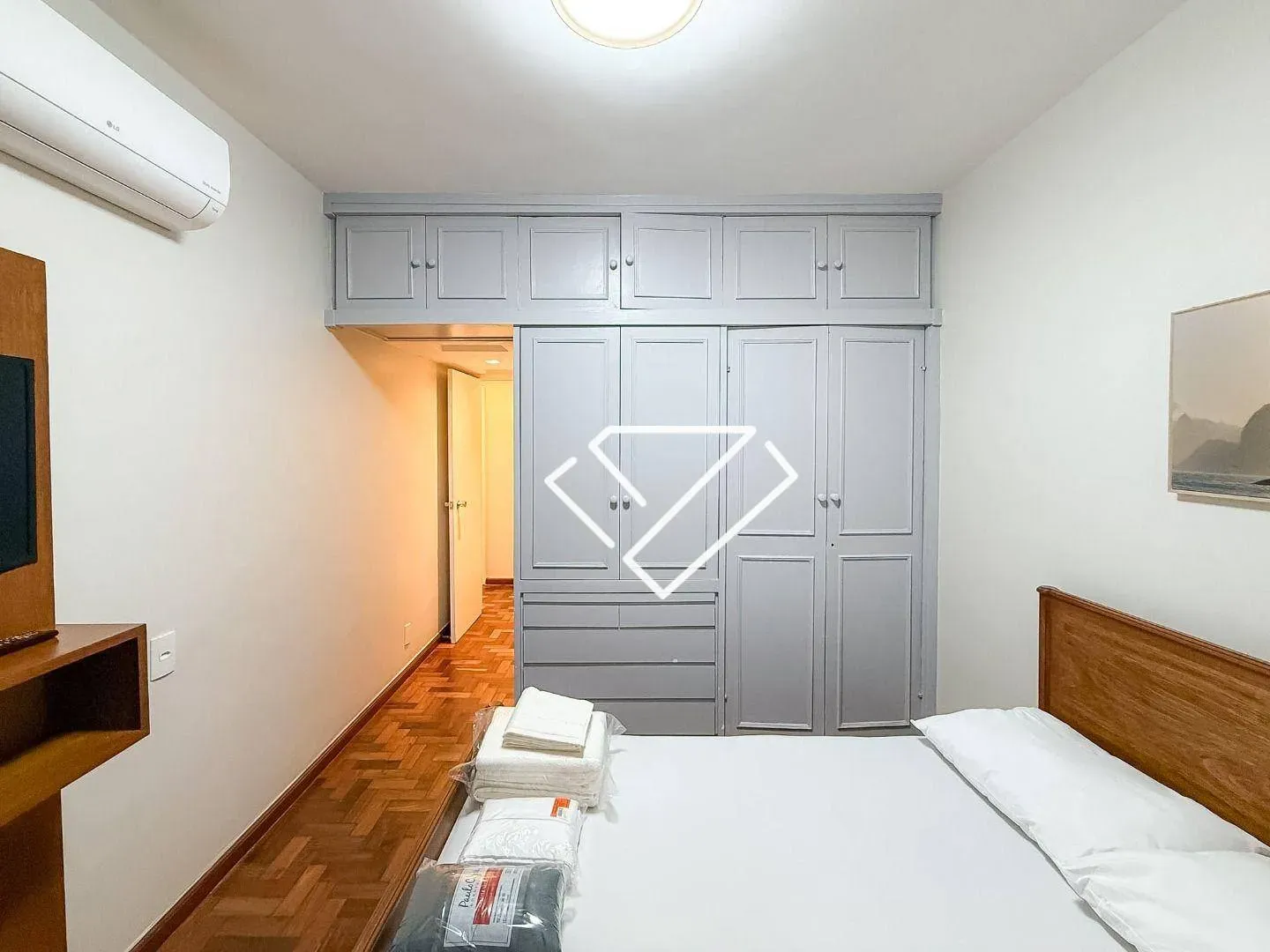Apartment with 4 bedrooms and a separate gas kitchen — photo 31