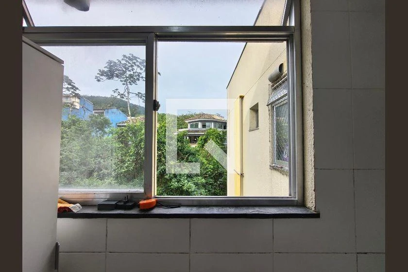 Furnished apartment, 46 m², with a washing machine — photo 3
