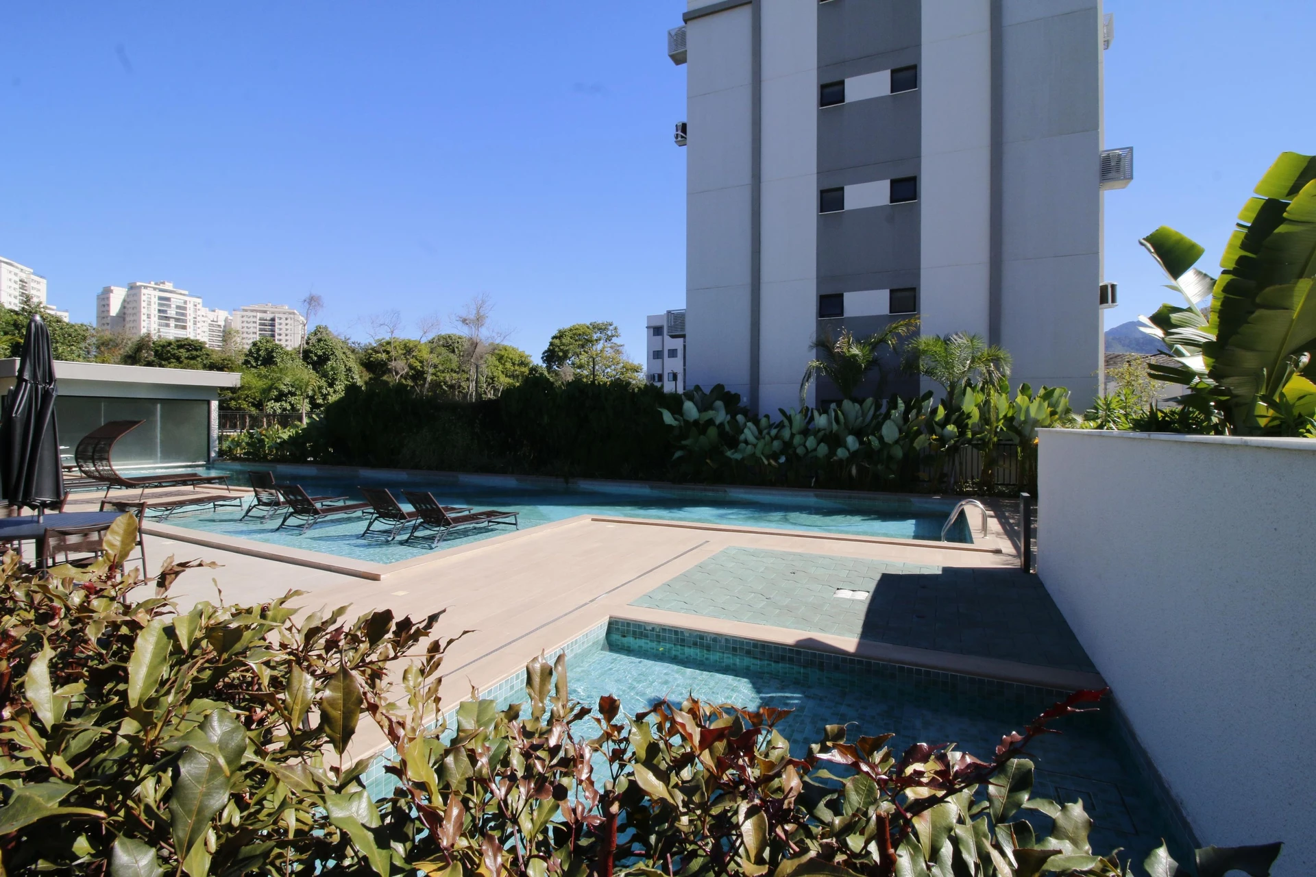 Apartamento com 2 quartos, varanda e vaga de garagem — photo 9