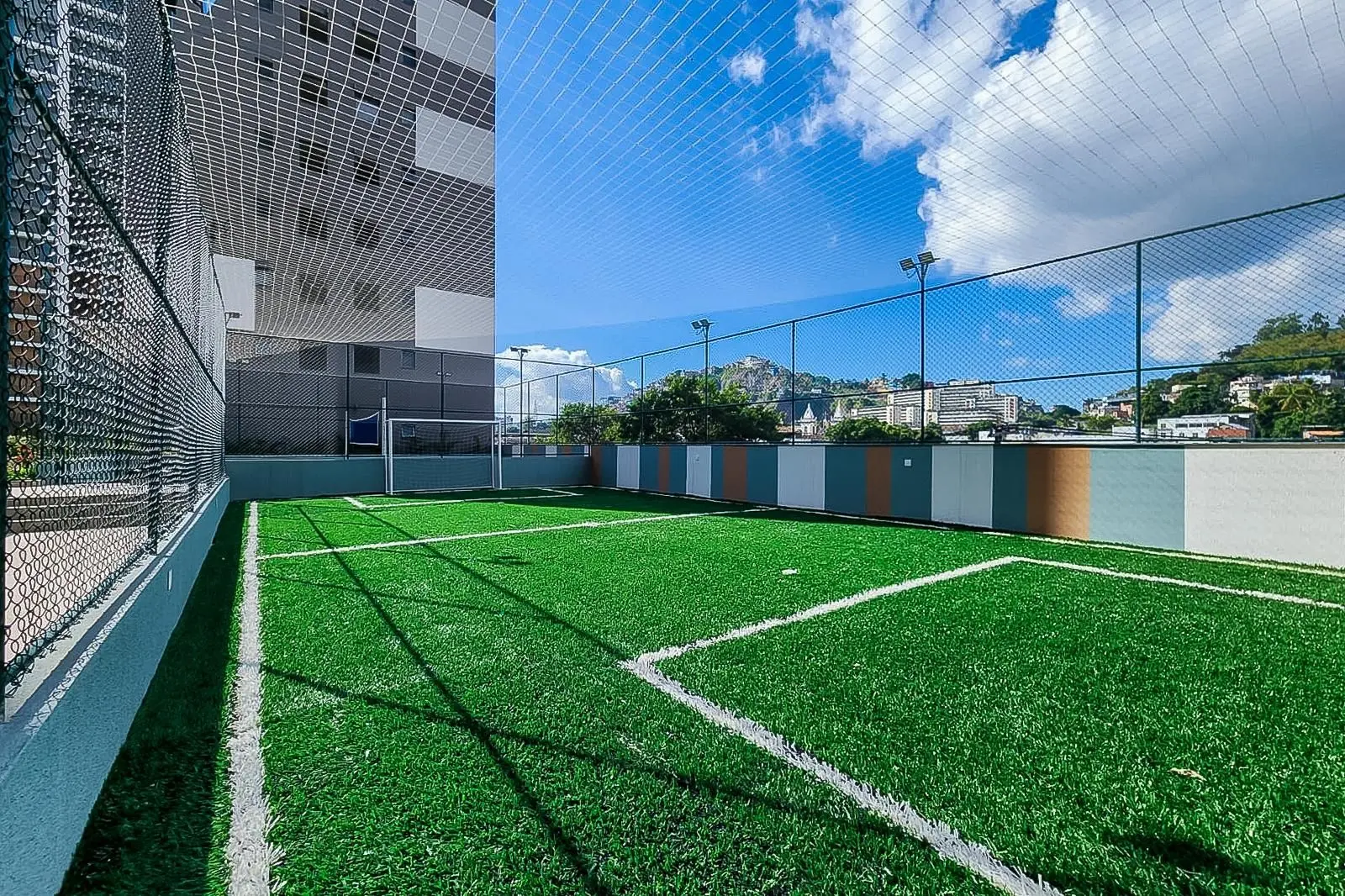3-bedroom apartment with a water view in Rio de Janeiro — photo 39