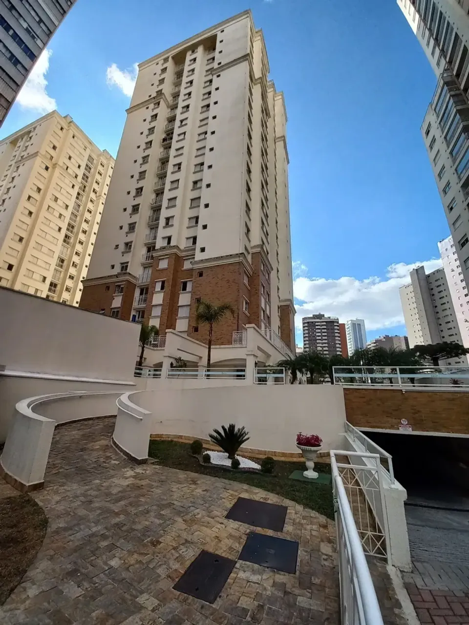 Furnished 3-bedroom apartment with 68 m² — photo 3