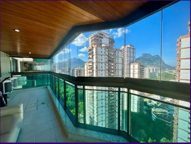 Furnished 290 m² apartment with a balcony grill — photo 4