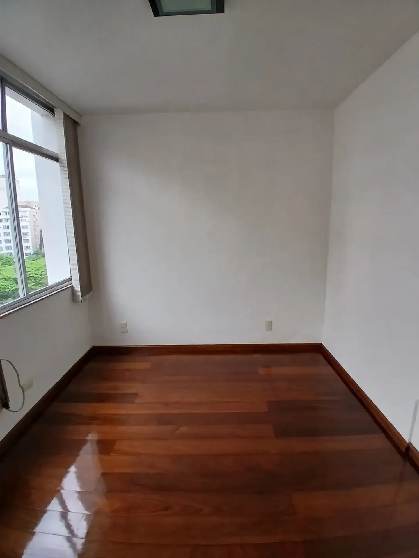 1-bedroom 40 m² apartment with a separate, closed kitchen — photo 21
