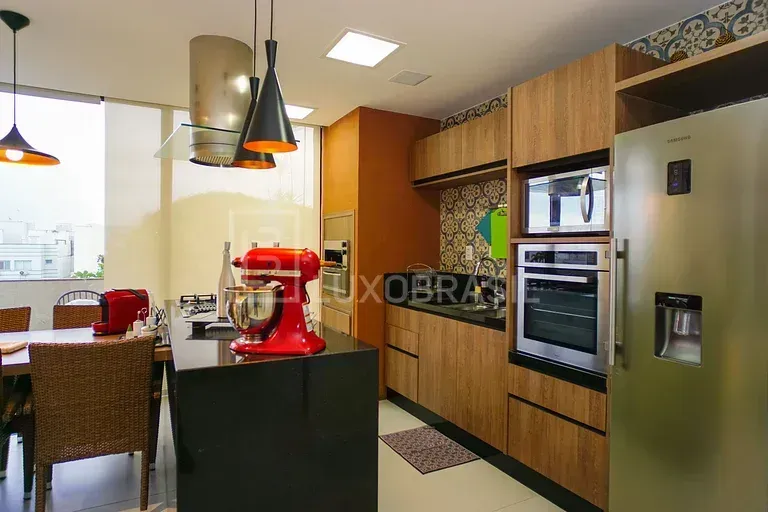 Apartamento amueblado de 360 m² con 4 suites y 6 baños — photo 26