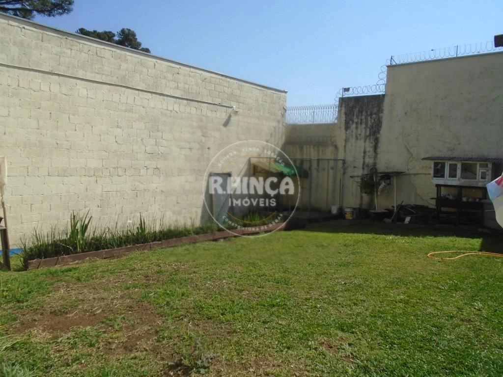 House with 3 bedrooms and a private barbecue — photo 5