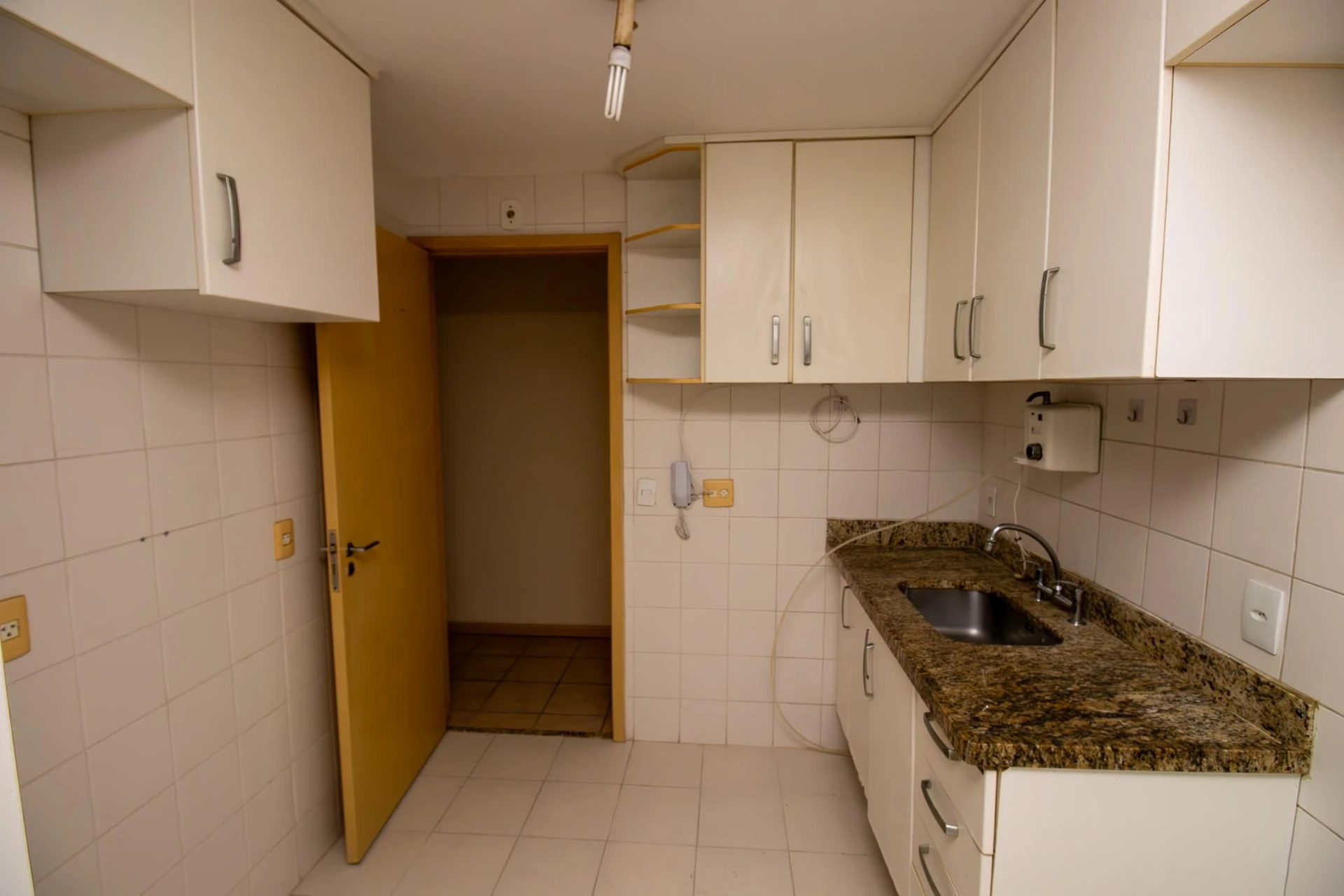 3-bedroom apartment, 1 with its own bathroom, 100 m² — photo 11