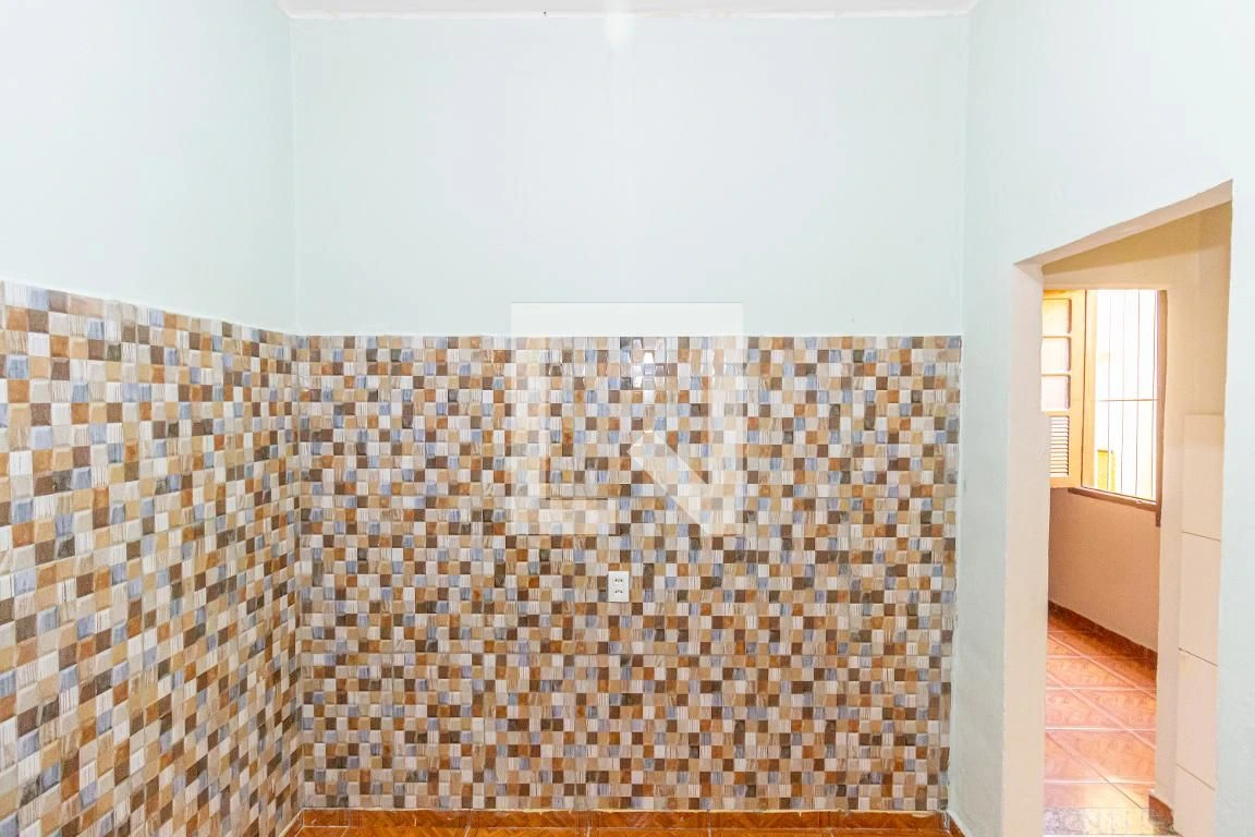 Unfurnished house with 2 bedrooms and private garden — photo 20