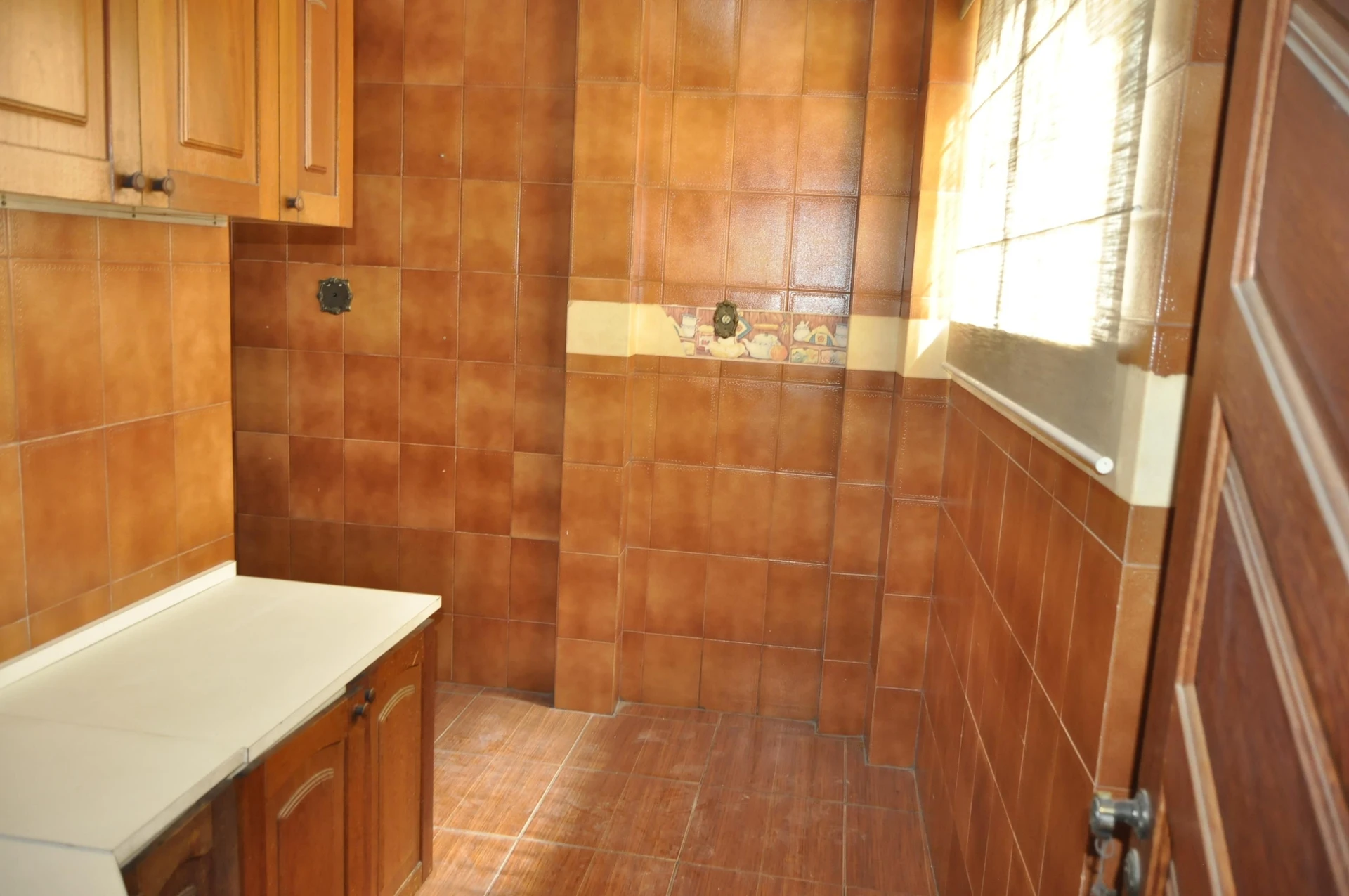 Unfurnished apartment with 2 bedrooms and private garden — photo 15