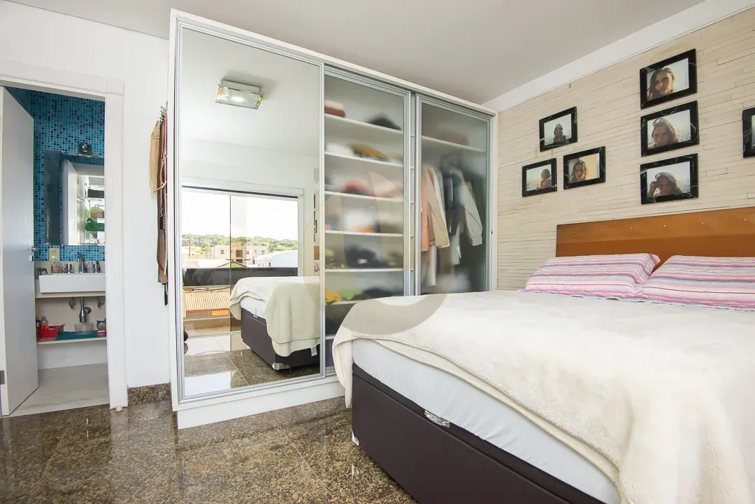 Furnished 860 m² house with 5 bedrooms and 10 bathrooms — photo 43
