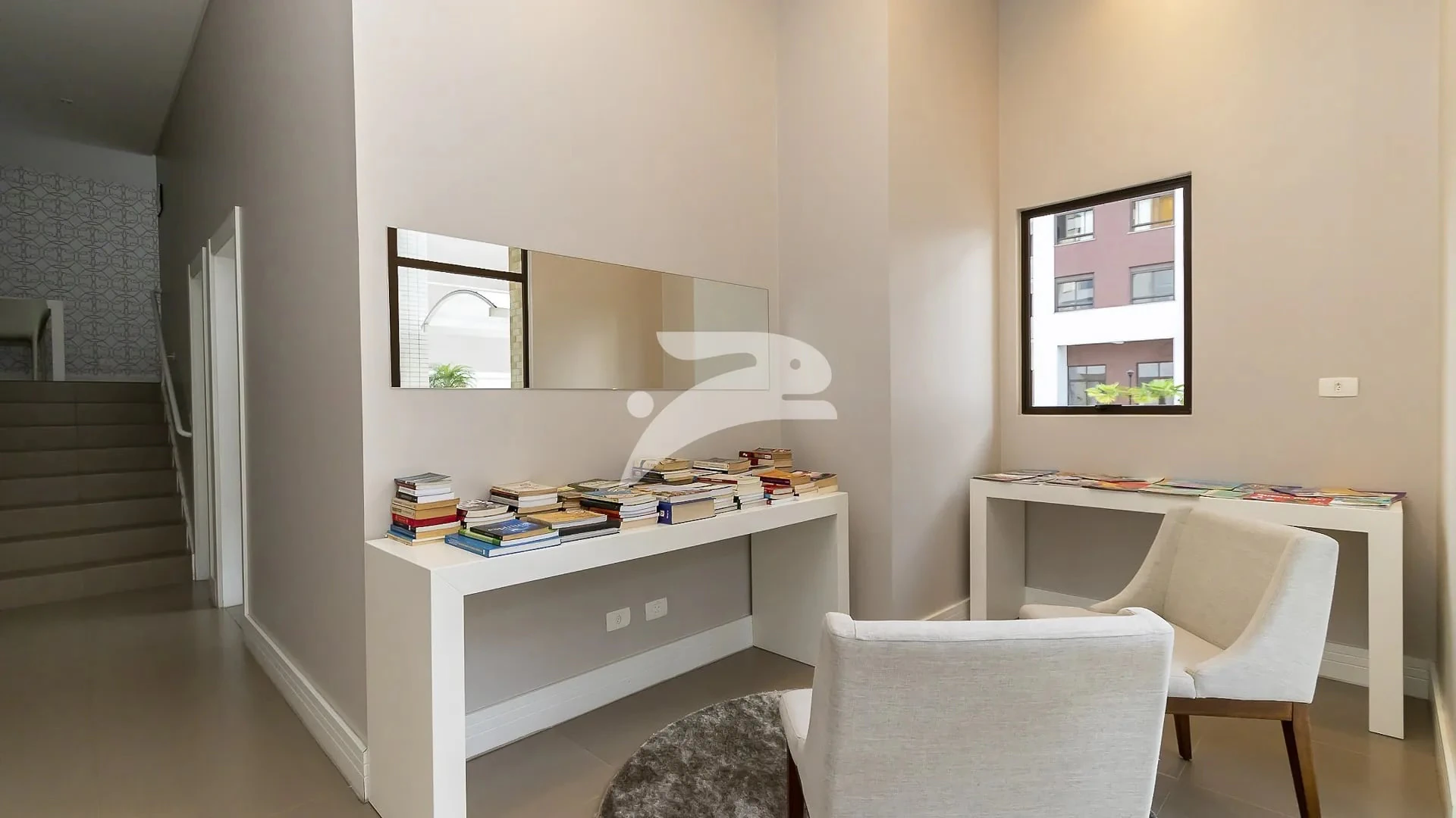 Top-floor apartment with 2 bedrooms and private terrace — photo 27