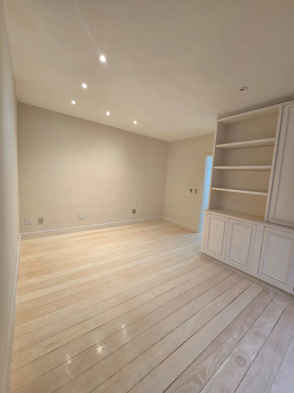 Apartamento com 3 quartos e 5 banheiros com varanda — photo 19