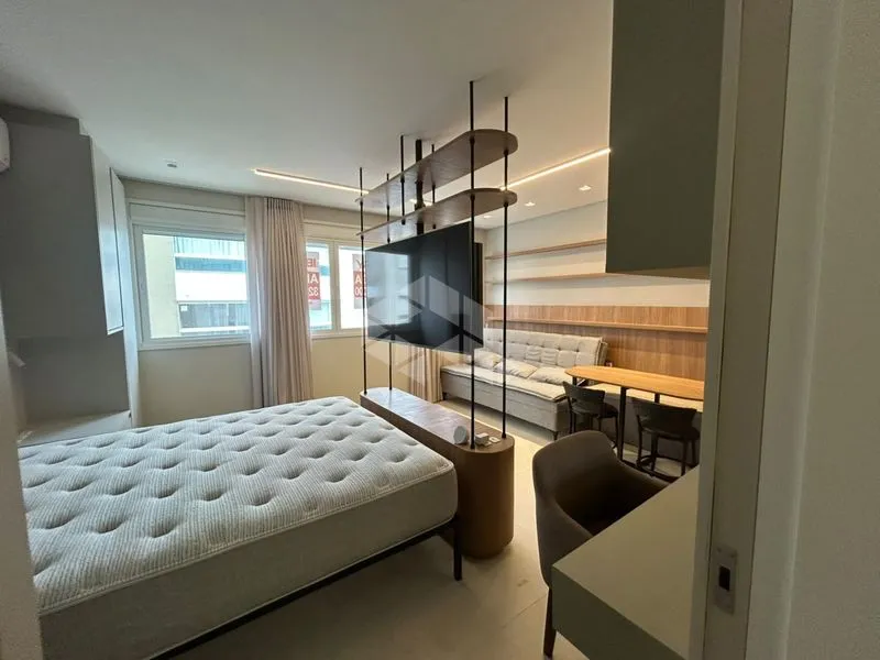 One-bedroom apartment with a home office — photo 14