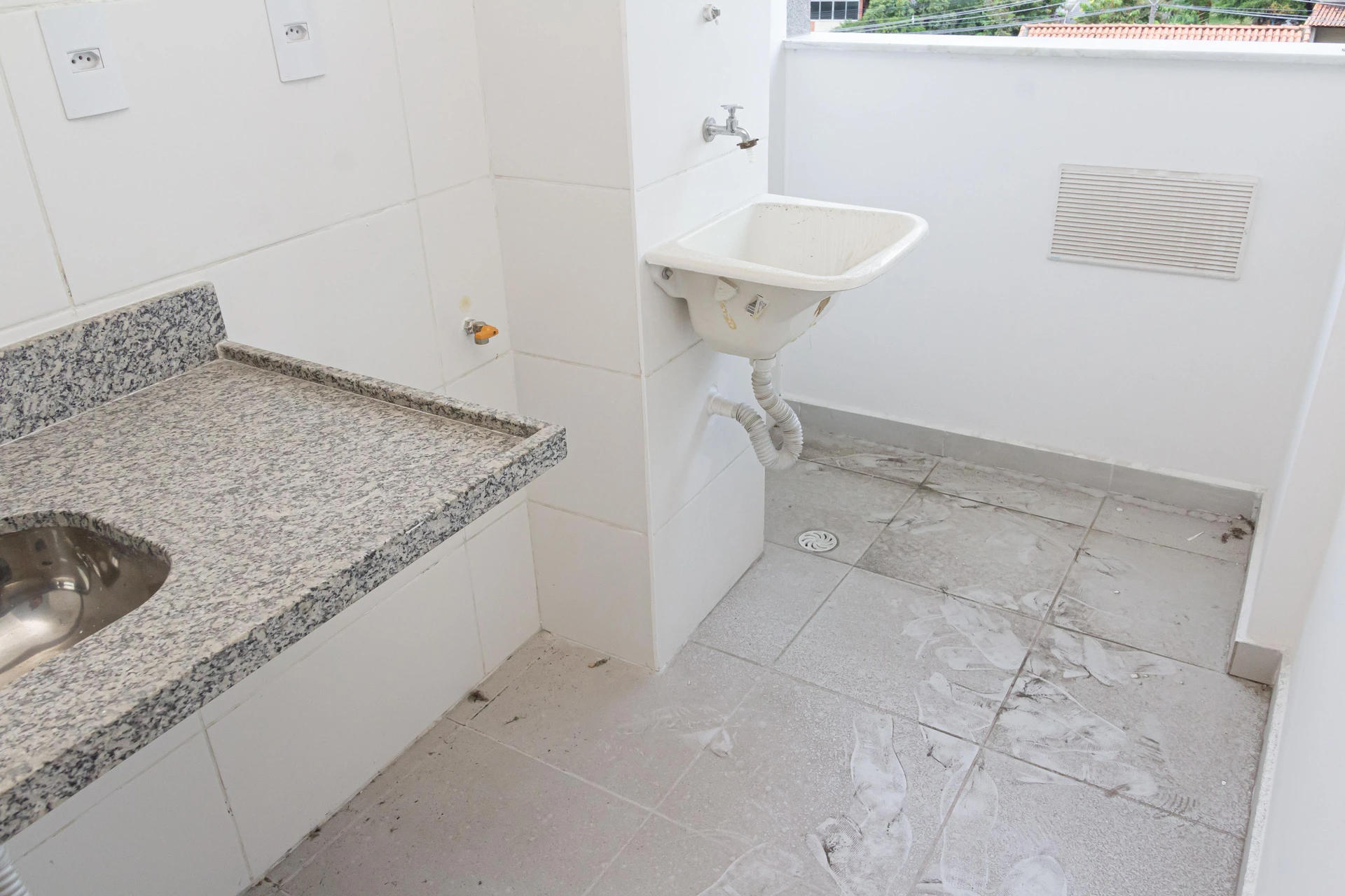 Apartamento para alugar com 2 quartos e varanda — photo 54