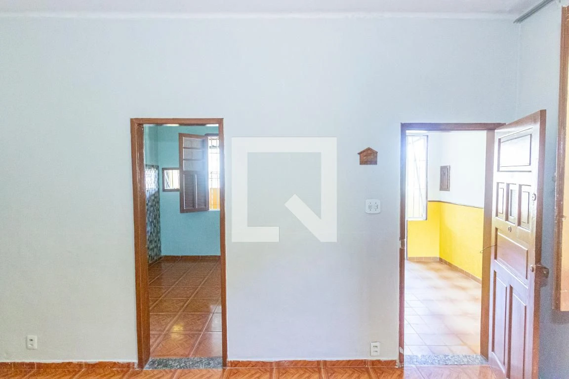 Unfurnished house with 2 bedrooms and private garden — photo 11