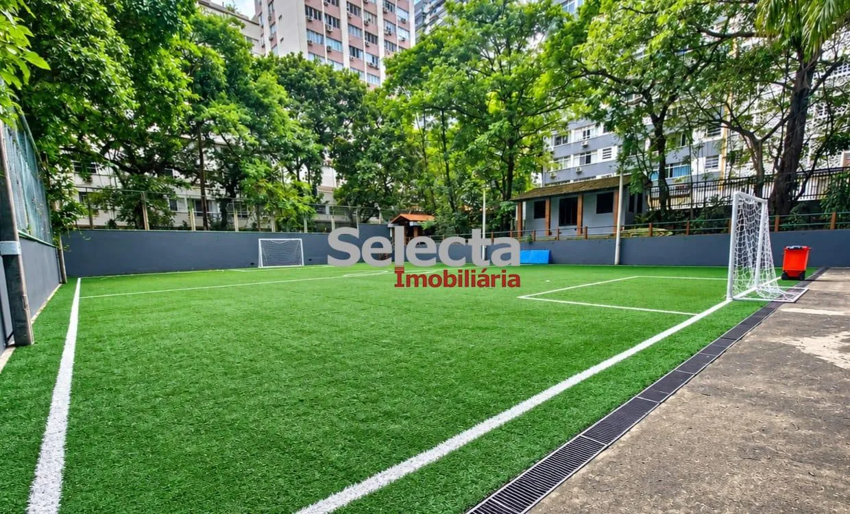 Квартира 100 м² с 3 спальнями и камином — photo 16