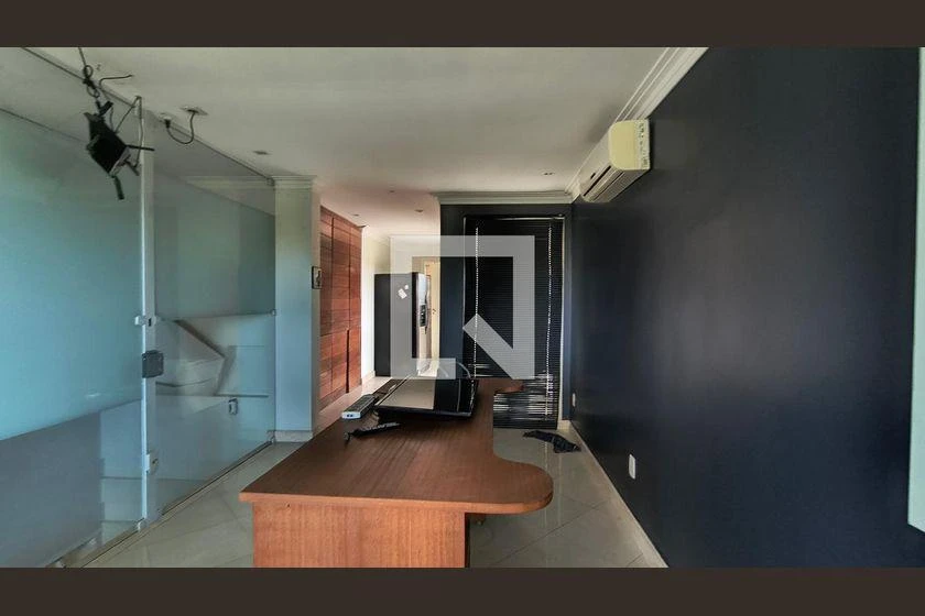 Condominium house with open-plan kitchen and 7 en-suites — photo 34