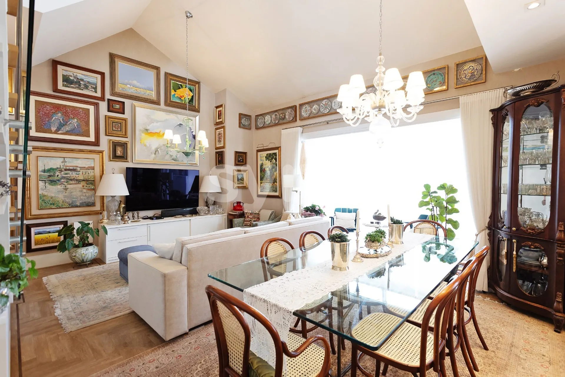 3-bedroom top-floor apartment with gas kitchen — photo 9