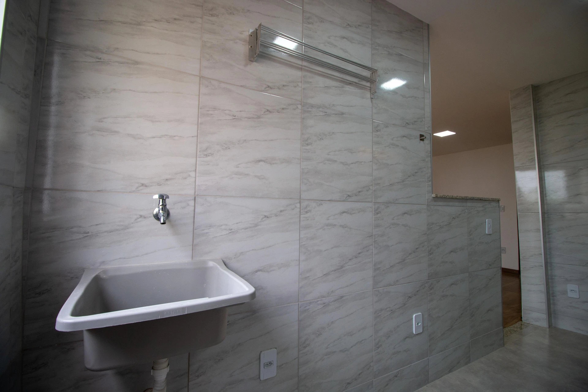 2-bedroom apartment, 1 with its own bathroom, 70 m² — photo 13